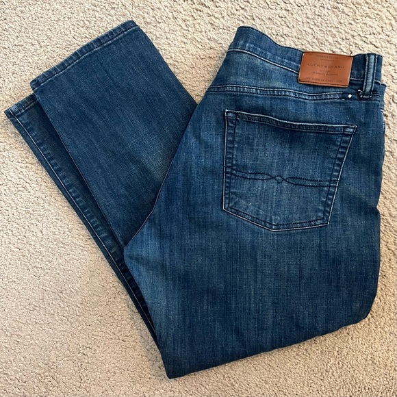 Lucky Brand Straight Jeans, 40x30 - Picture 1 of 4